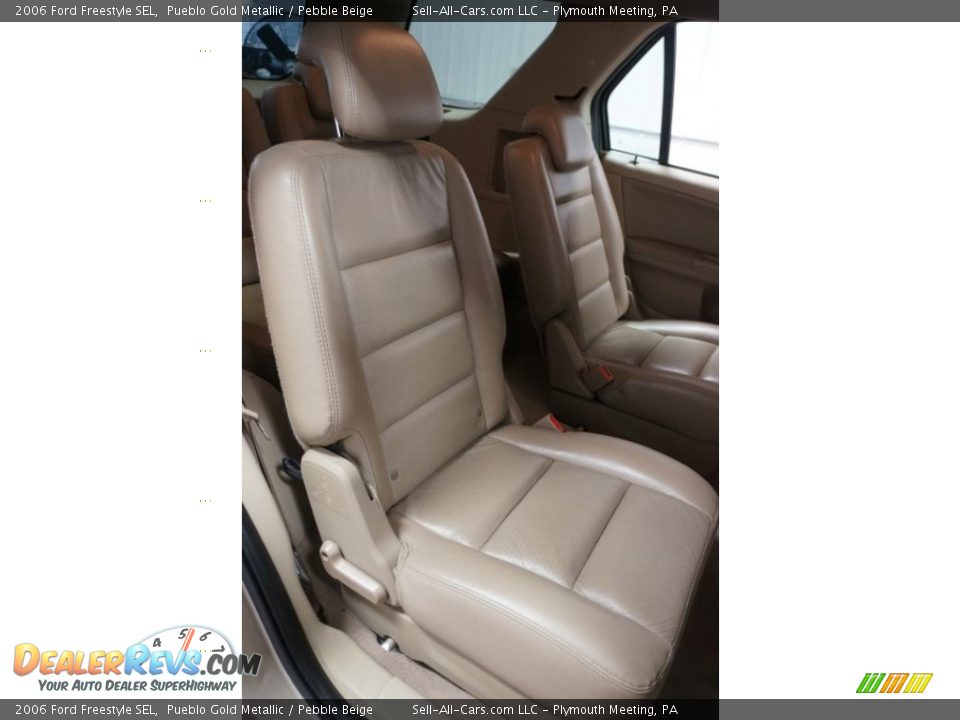 2006 Ford Freestyle SEL Pueblo Gold Metallic / Pebble Beige Photo #19