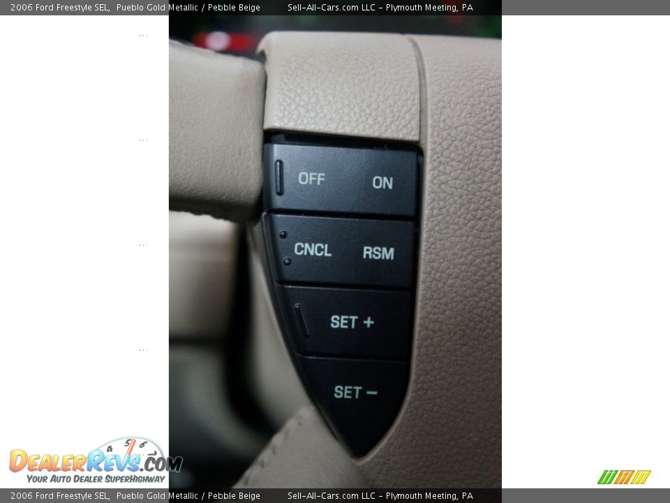 2006 Ford Freestyle SEL Pueblo Gold Metallic / Pebble Beige Photo #31