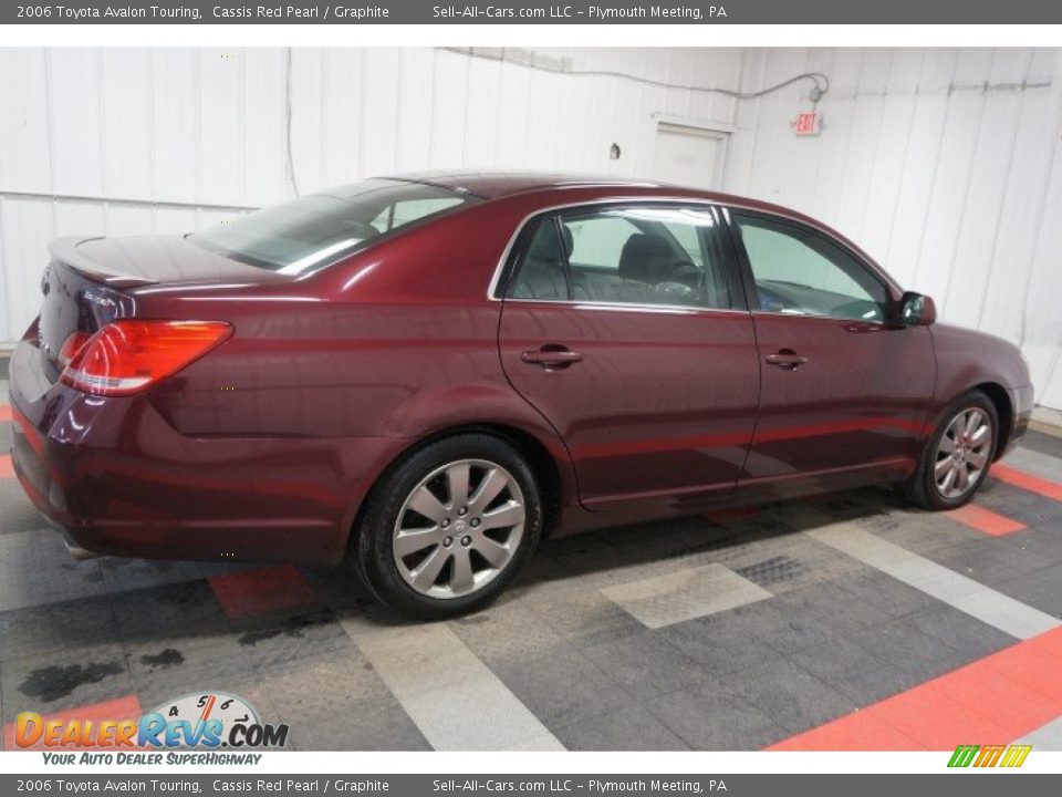 2006 Toyota Avalon Touring Cassis Red Pearl / Graphite Photo #7