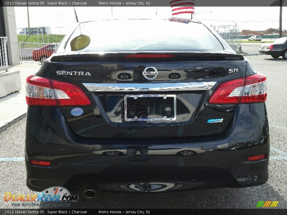 2013 Nissan Sentra SR Super Black / Charcoal Photo #4