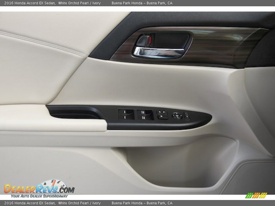 2016 Honda Accord EX Sedan White Orchid Pearl / Ivory Photo #8