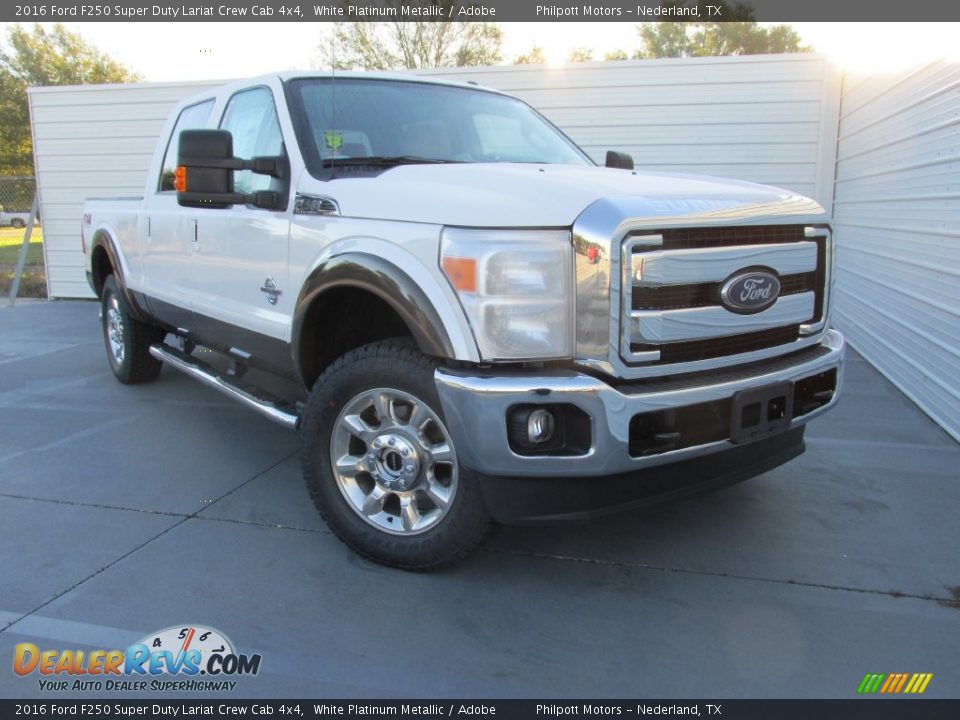2016 Ford F250 Super Duty Lariat Crew Cab 4x4 White Platinum Metallic / Adobe Photo #2
