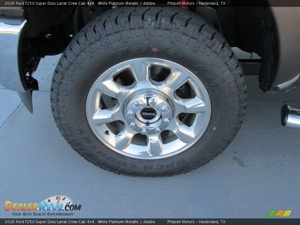 2016 Ford F250 Super Duty Lariat Crew Cab 4x4 White Platinum Metallic / Adobe Photo #11