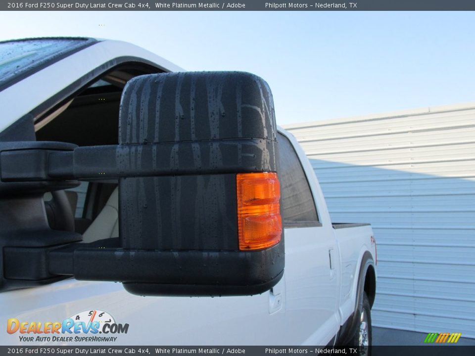 2016 Ford F250 Super Duty Lariat Crew Cab 4x4 White Platinum Metallic / Adobe Photo #13