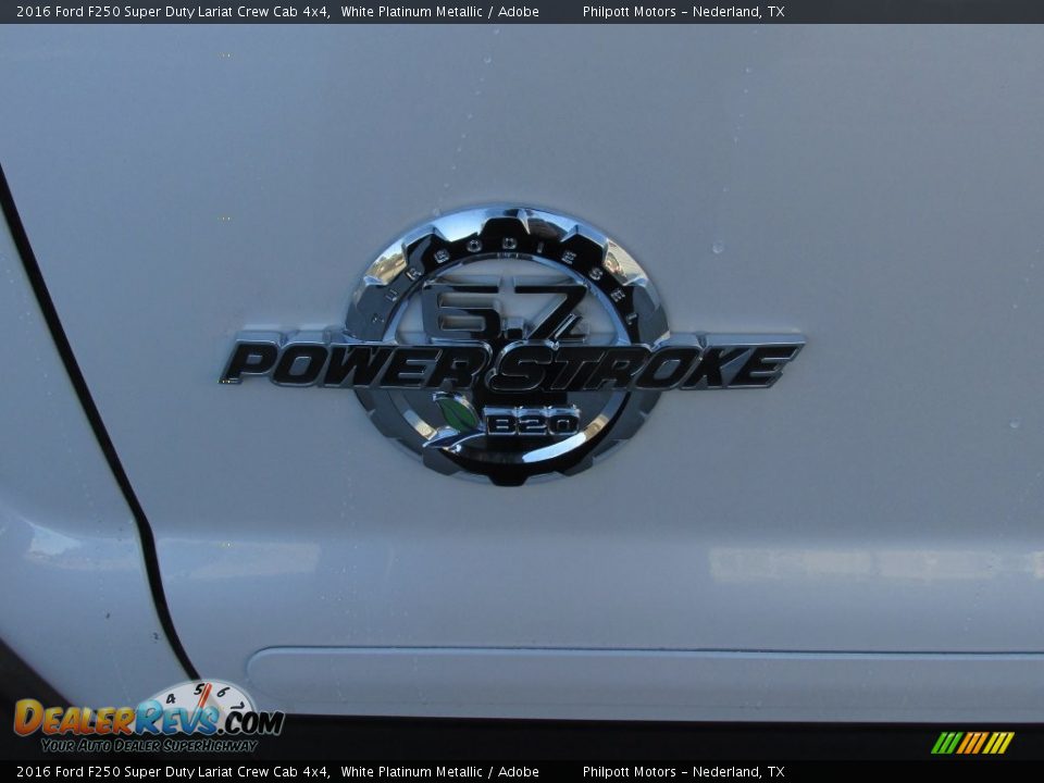 2016 Ford F250 Super Duty Lariat Crew Cab 4x4 White Platinum Metallic / Adobe Photo #15