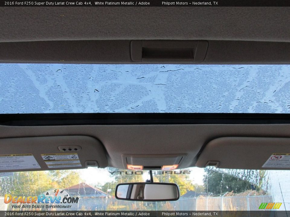 2016 Ford F250 Super Duty Lariat Crew Cab 4x4 White Platinum Metallic / Adobe Photo #26