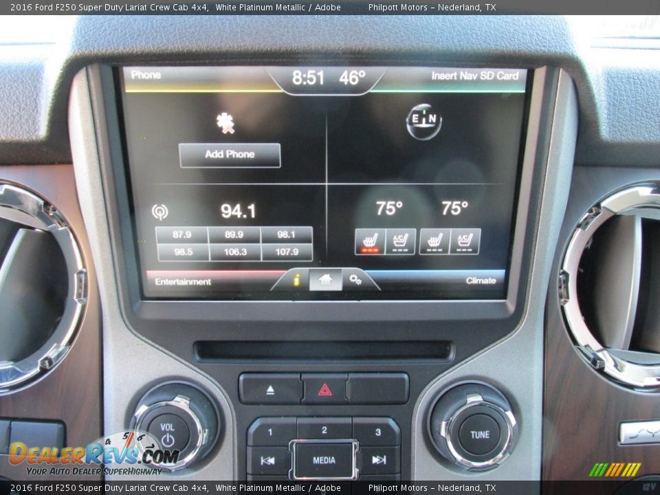 2016 Ford F250 Super Duty Lariat Crew Cab 4x4 White Platinum Metallic / Adobe Photo #30