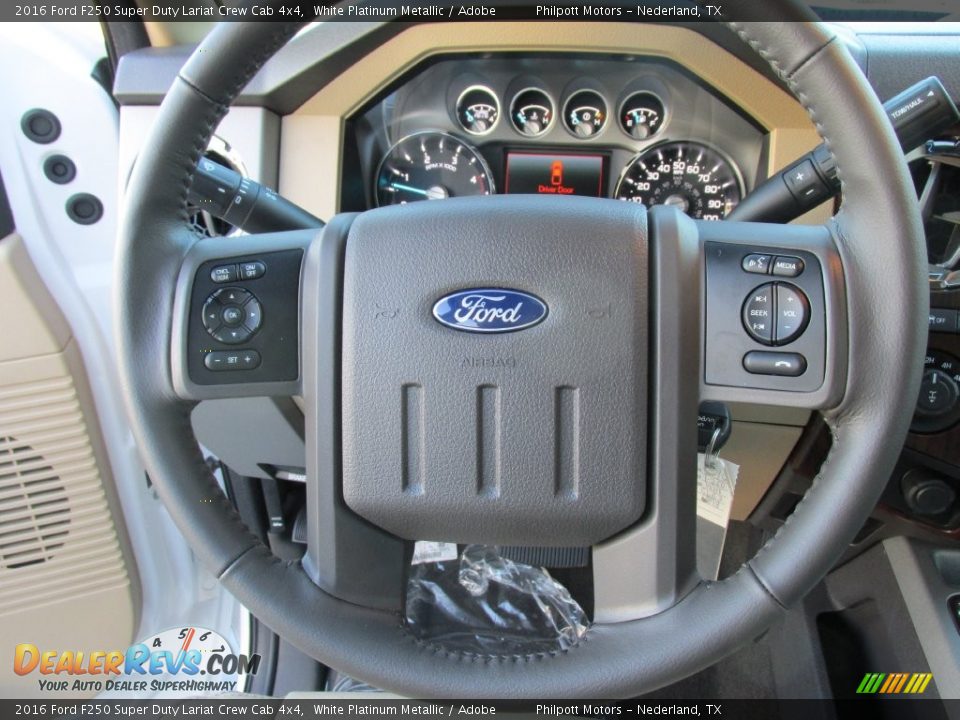 2016 Ford F250 Super Duty Lariat Crew Cab 4x4 White Platinum Metallic / Adobe Photo #35