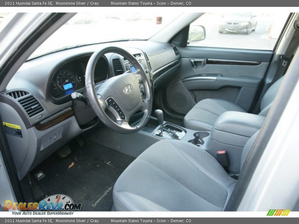 2011 Hyundai Santa Fe SE Moonstone Silver / Gray Photo #7