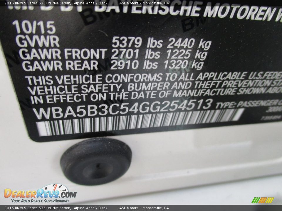 2016 BMW 5 Series 535i xDrive Sedan Alpine White / Black Photo #19