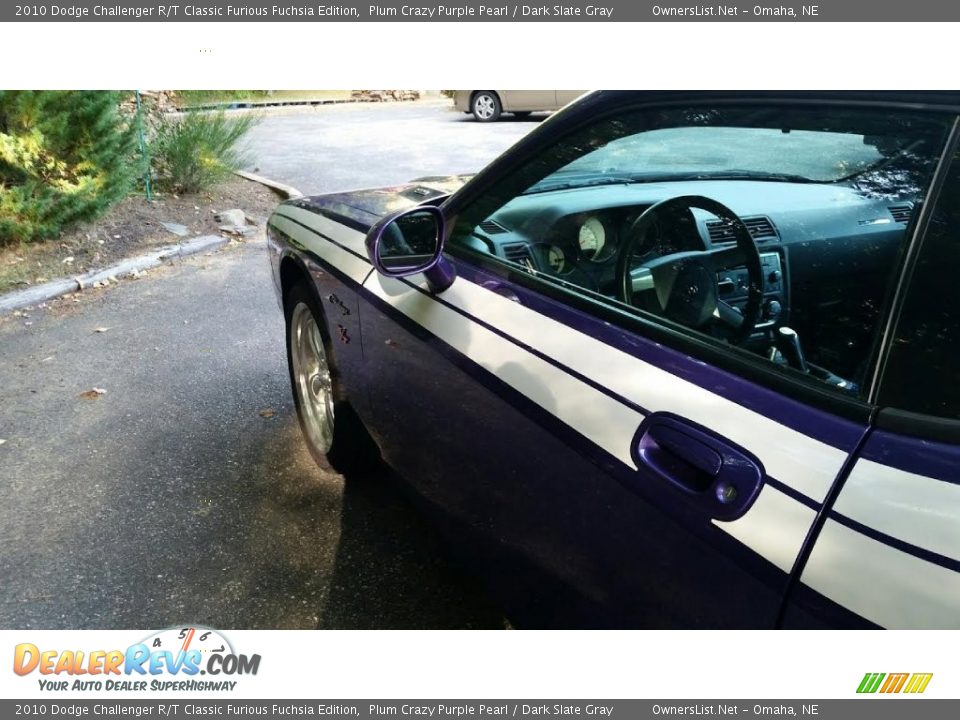 2010 Dodge Challenger R/T Classic Furious Fuchsia Edition Plum Crazy Purple Pearl / Dark Slate Gray Photo #5
