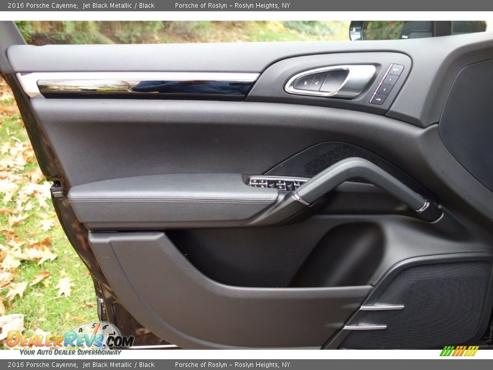 2016 Porsche Cayenne Jet Black Metallic / Black Photo #11