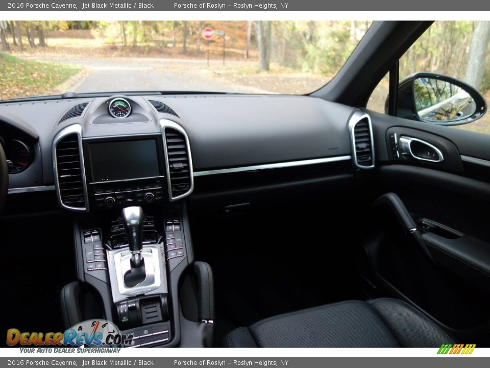 2016 Porsche Cayenne Jet Black Metallic / Black Photo #14