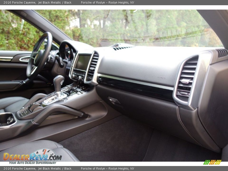 2016 Porsche Cayenne Jet Black Metallic / Black Photo #17