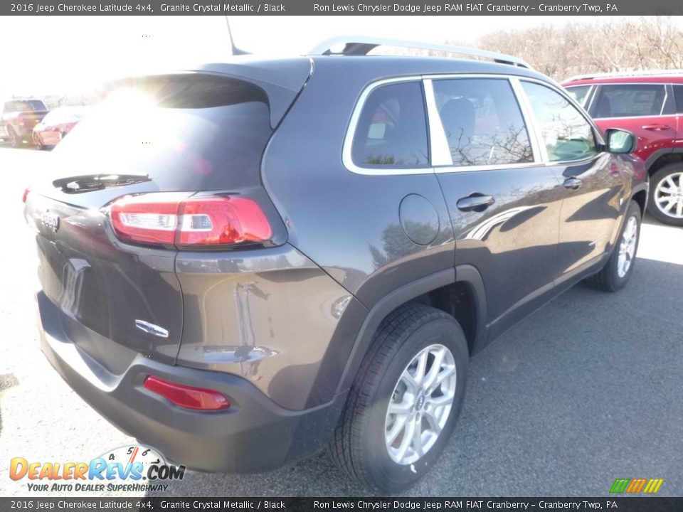 2016 Jeep Cherokee Latitude 4x4 Granite Crystal Metallic / Black Photo #7