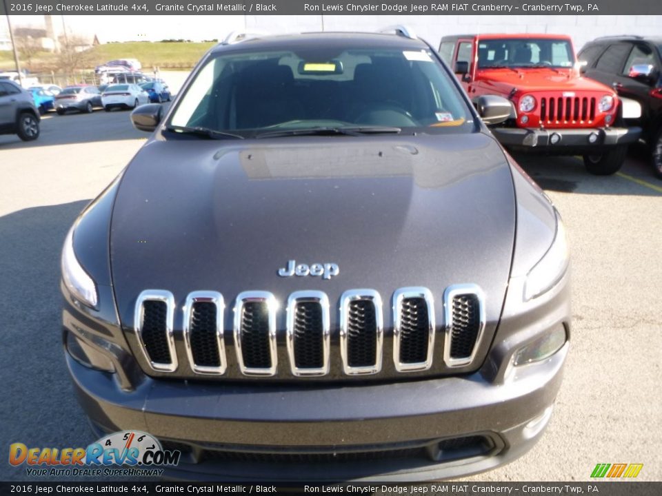 2016 Jeep Cherokee Latitude 4x4 Granite Crystal Metallic / Black Photo #10