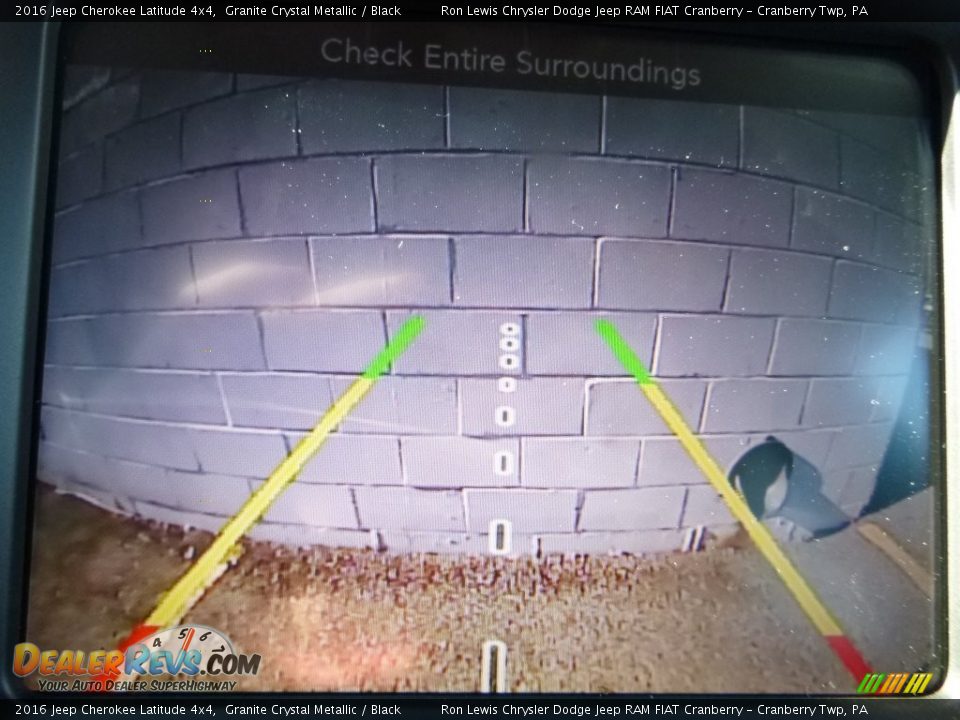 2016 Jeep Cherokee Latitude 4x4 Granite Crystal Metallic / Black Photo #18
