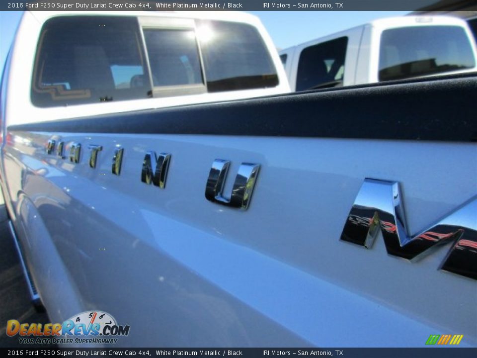 2016 Ford F250 Super Duty Lariat Crew Cab 4x4 White Platinum Metallic / Black Photo #7