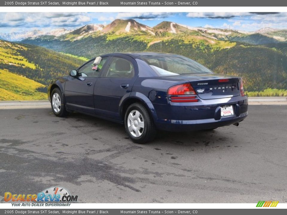 2005 Dodge Stratus SXT Sedan Midnight Blue Pearl / Black Photo #8