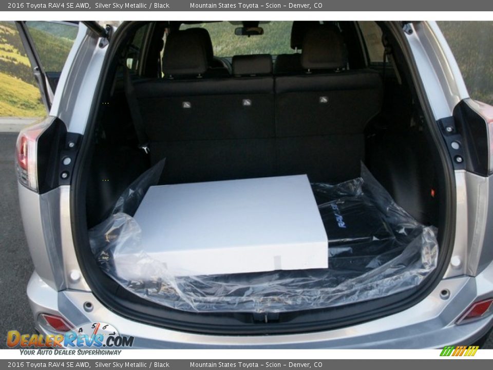 2016 Toyota RAV4 SE AWD Silver Sky Metallic / Black Photo #8