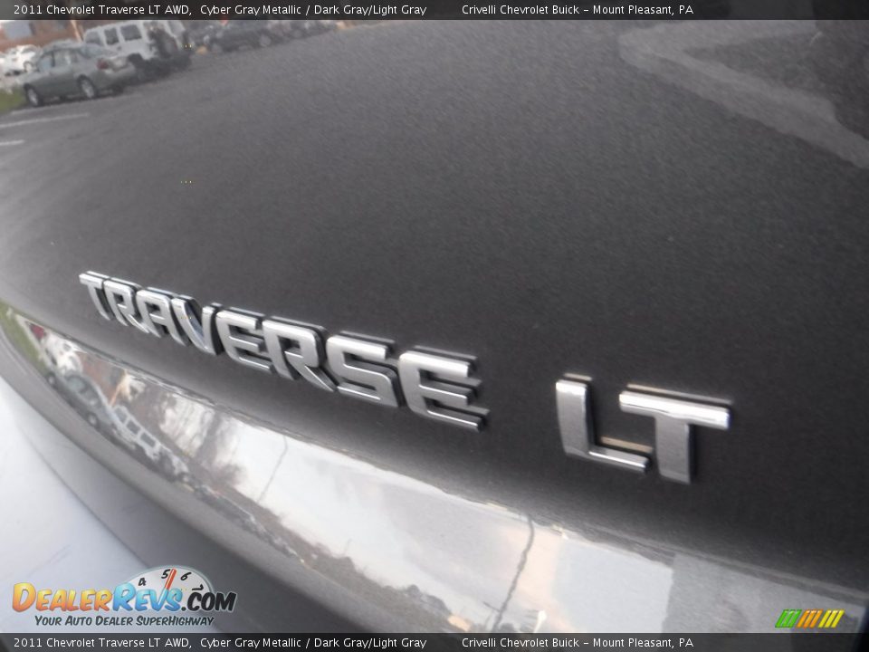 2011 Chevrolet Traverse LT AWD Cyber Gray Metallic / Dark Gray/Light Gray Photo #11