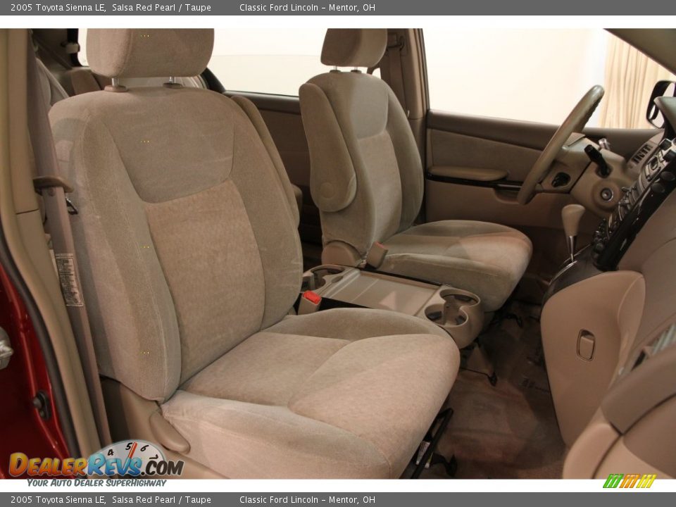 2005 Toyota Sienna LE Salsa Red Pearl / Taupe Photo #9