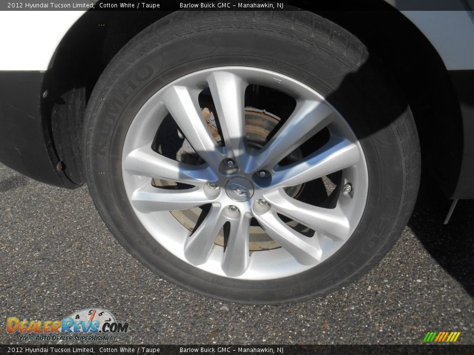 2012 Hyundai Tucson Limited Cotton White / Taupe Photo #9