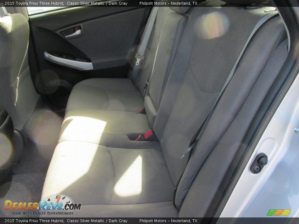2015 Toyota Prius Three Hybrid Classic Silver Metallic / Dark Gray Photo #19