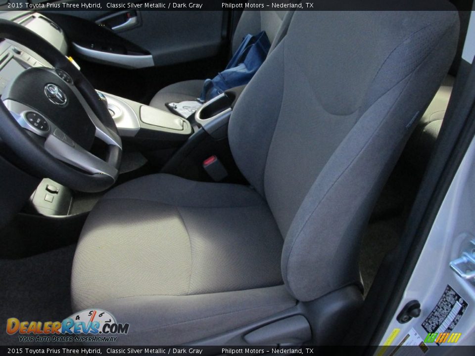 2015 Toyota Prius Three Hybrid Classic Silver Metallic / Dark Gray Photo #22