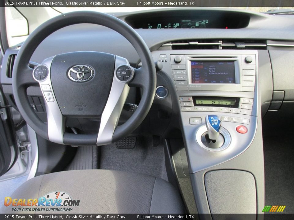 2015 Toyota Prius Three Hybrid Classic Silver Metallic / Dark Gray Photo #24