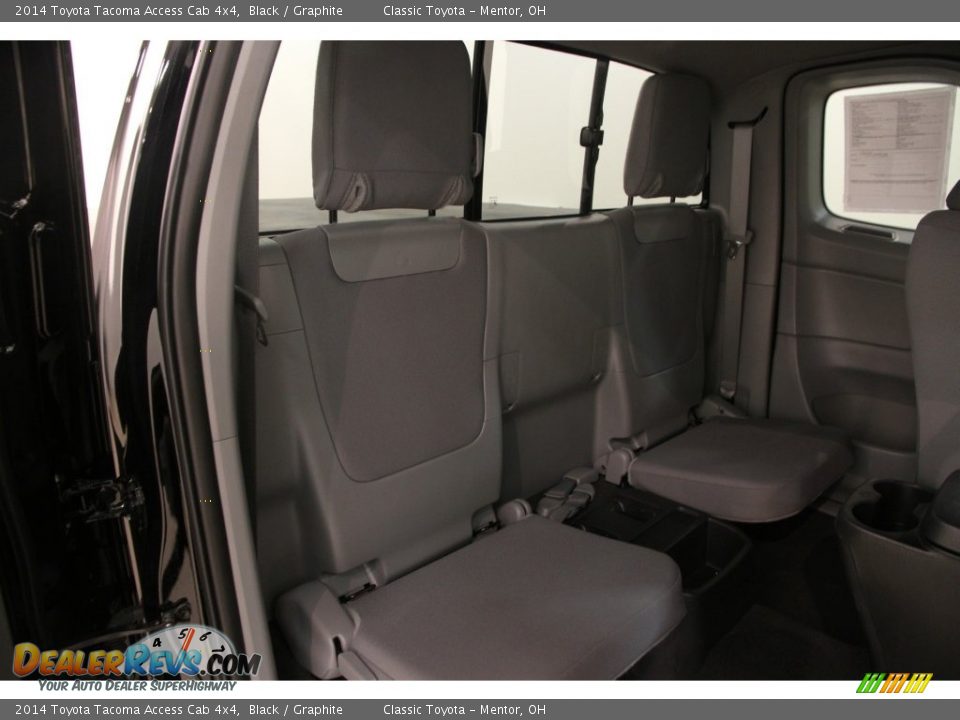 2014 Toyota Tacoma Access Cab 4x4 Black / Graphite Photo #14