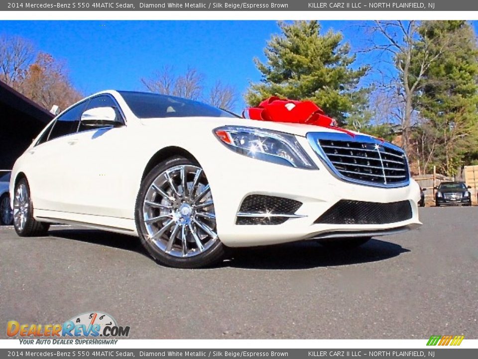 Front 3/4 View of 2014 Mercedes-Benz S 550 4MATIC Sedan Photo #1