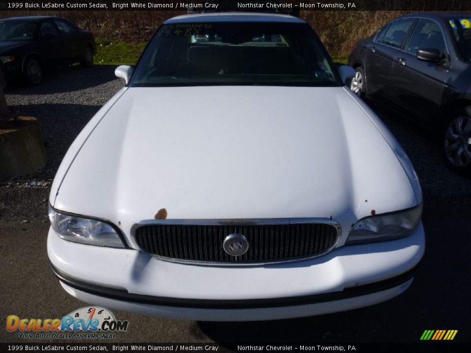 1999 Buick LeSabre Custom Sedan Bright White Diamond / Medium Gray Photo #5