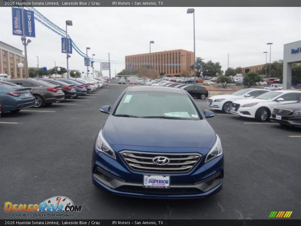 2016 Hyundai Sonata Limited Lakeside Blue / Gray Photo #5
