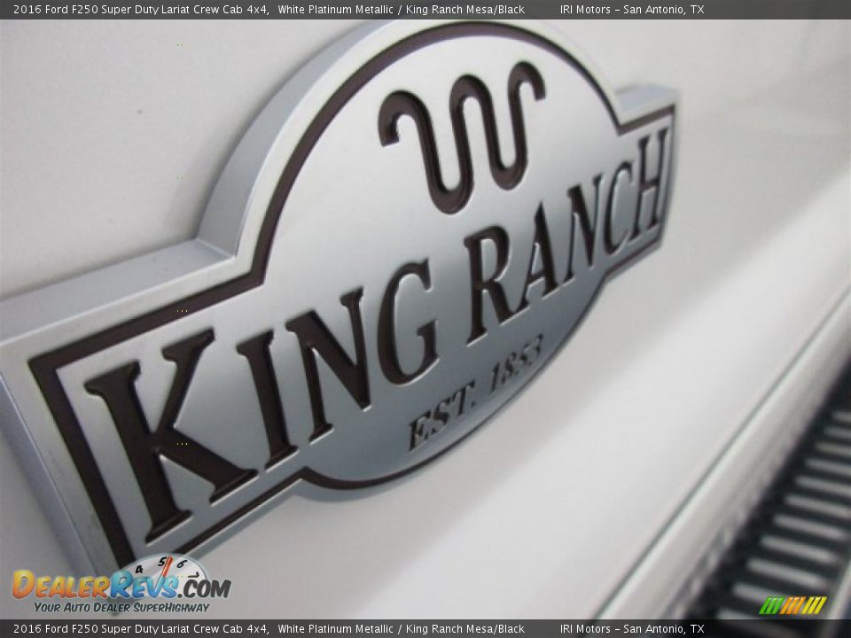 2016 Ford F250 Super Duty Lariat Crew Cab 4x4 White Platinum Metallic / King Ranch Mesa/Black Photo #5