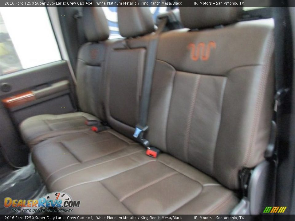 2016 Ford F250 Super Duty Lariat Crew Cab 4x4 White Platinum Metallic / King Ranch Mesa/Black Photo #14