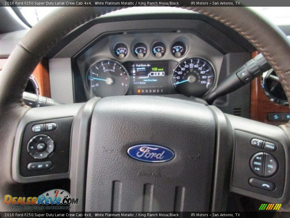 2016 Ford F250 Super Duty Lariat Crew Cab 4x4 White Platinum Metallic / King Ranch Mesa/Black Photo #25