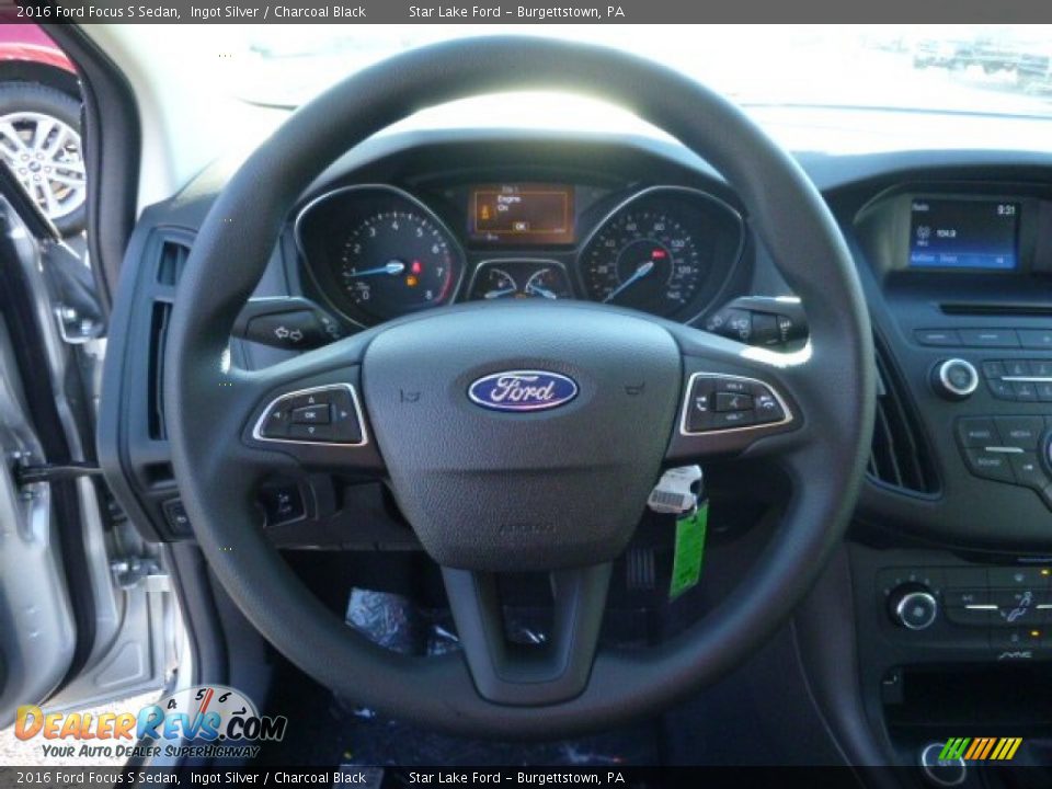 2016 Ford Focus S Sedan Ingot Silver / Charcoal Black Photo #15