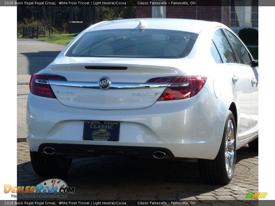 2016 Buick Regal Regal Group White Frost Tricoat / Light Neutral/Cocoa Photo #3