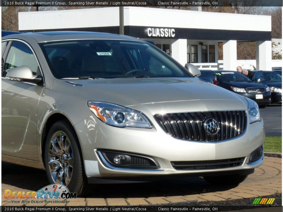2016 Buick Regal Premium II Group Sparkling Silver Metallic / Light Neutral/Cocoa Photo #4