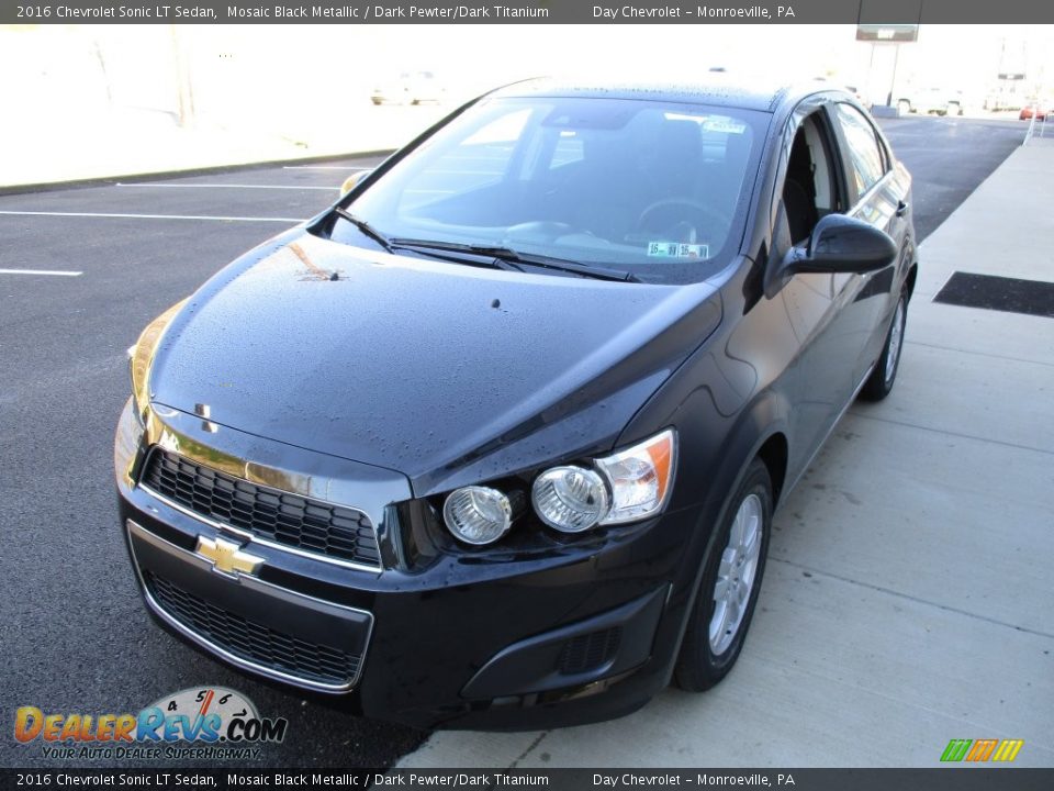 2016 Chevrolet Sonic LT Sedan Mosaic Black Metallic / Dark Pewter/Dark Titanium Photo #7