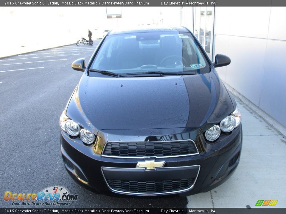 2016 Chevrolet Sonic LT Sedan Mosaic Black Metallic / Dark Pewter/Dark Titanium Photo #8