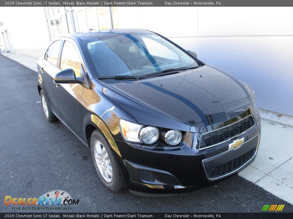 2016 Chevrolet Sonic LT Sedan Mosaic Black Metallic / Dark Pewter/Dark Titanium Photo #9