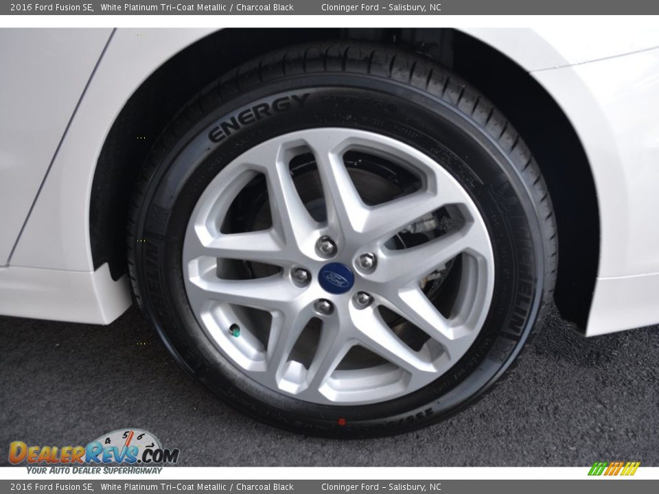 2016 Ford Fusion SE White Platinum Tri-Coat Metallic / Charcoal Black Photo #5