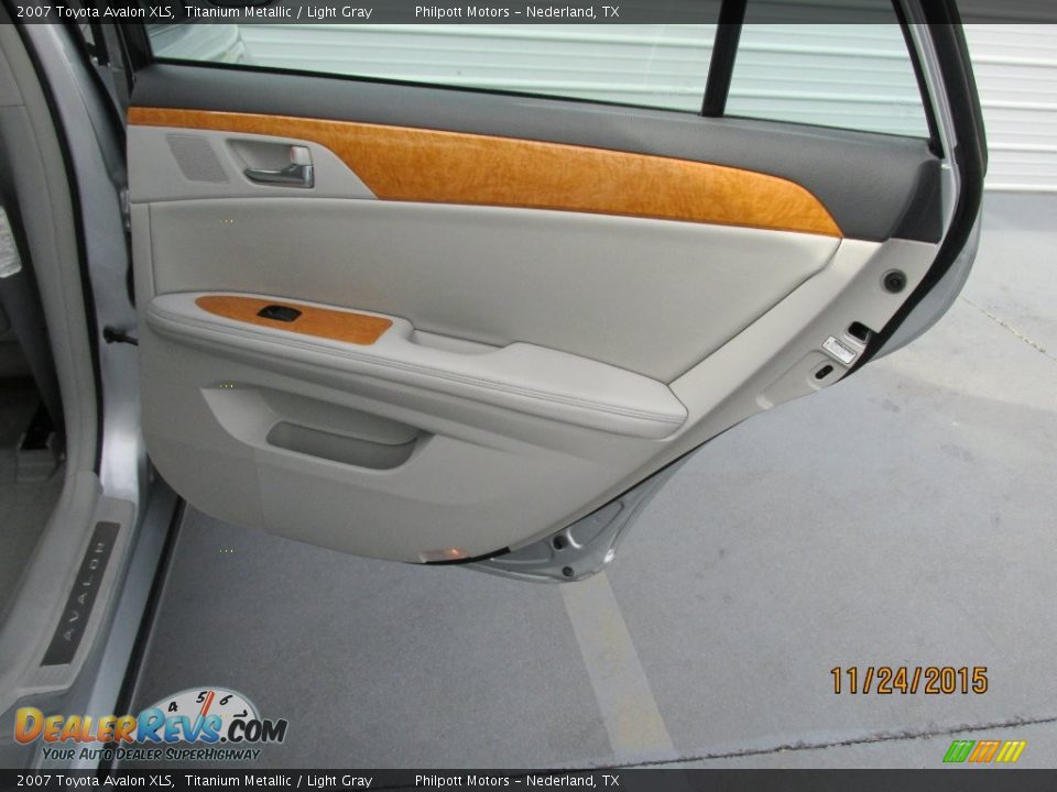 2007 Toyota Avalon XLS Titanium Metallic / Light Gray Photo #26