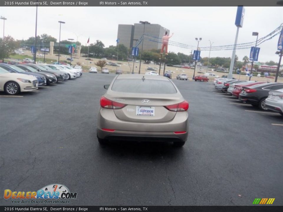 2016 Hyundai Elantra SE Desert Bronze / Beige Photo #10