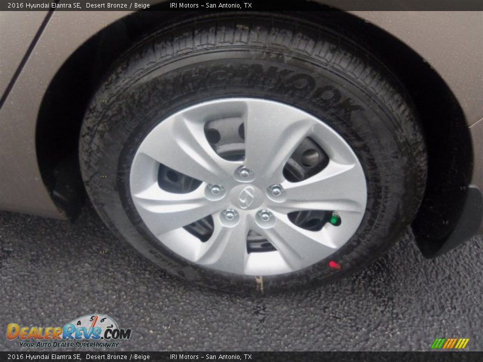 2016 Hyundai Elantra SE Desert Bronze / Beige Photo #18