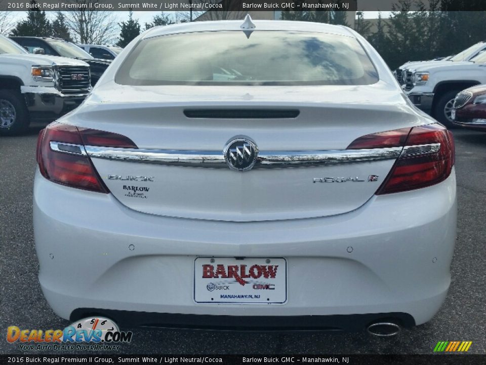 2016 Buick Regal Premium II Group Summit White / Light Neutral/Cocoa Photo #5