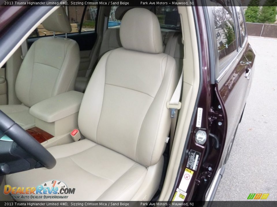 Front Seat of 2013 Toyota Highlander Limited 4WD Photo #11