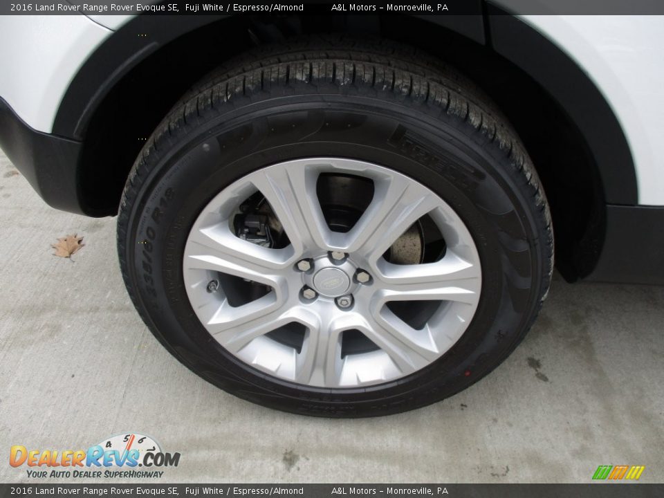 2016 Land Rover Range Rover Evoque SE Fuji White / Espresso/Almond Photo #3